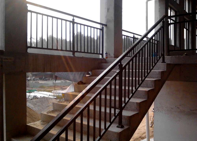 贵阳锌钢楼梯扶手工程