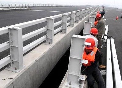 贵州桥梁护栏安装